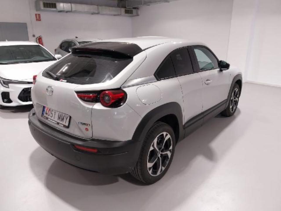 Mazda MX-30 0.8 EREV E-SKYACTIV ADVANTAG MODERN AUTO 170 5P nuevo Barcelona