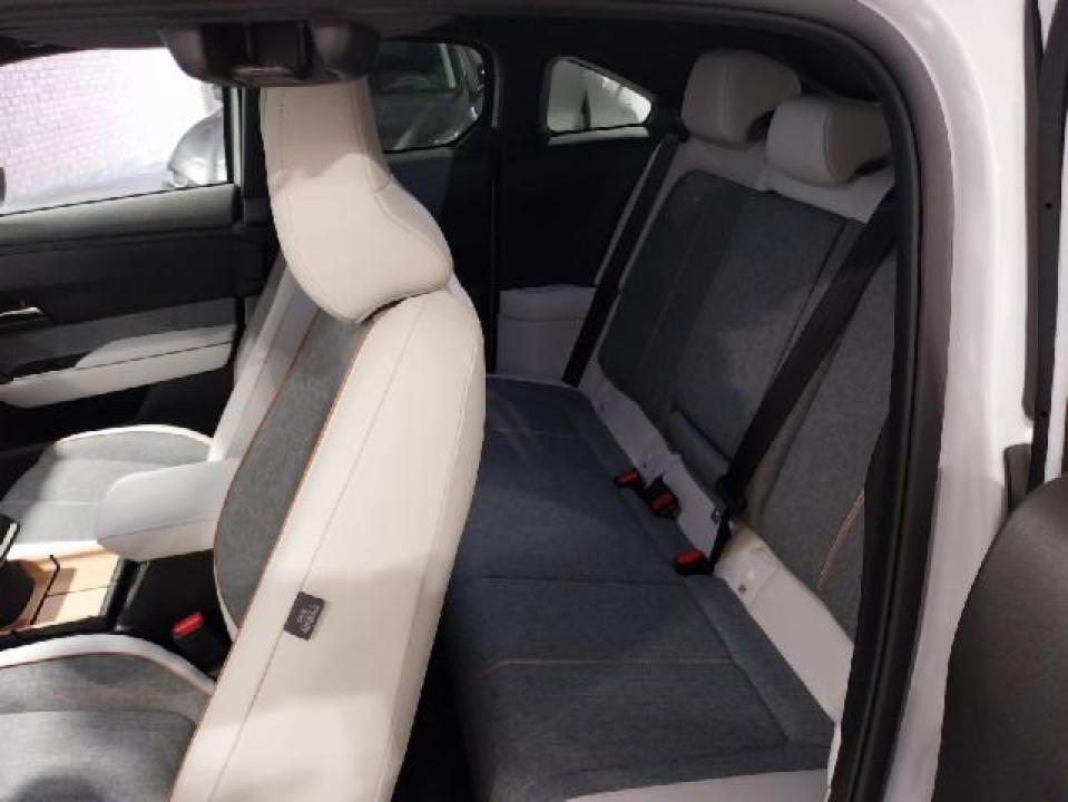 Mazda MX-30 0.8 EREV E-SKYACTIV ADVANTAG MODERN AUTO 170 5P nuevo Barcelona
