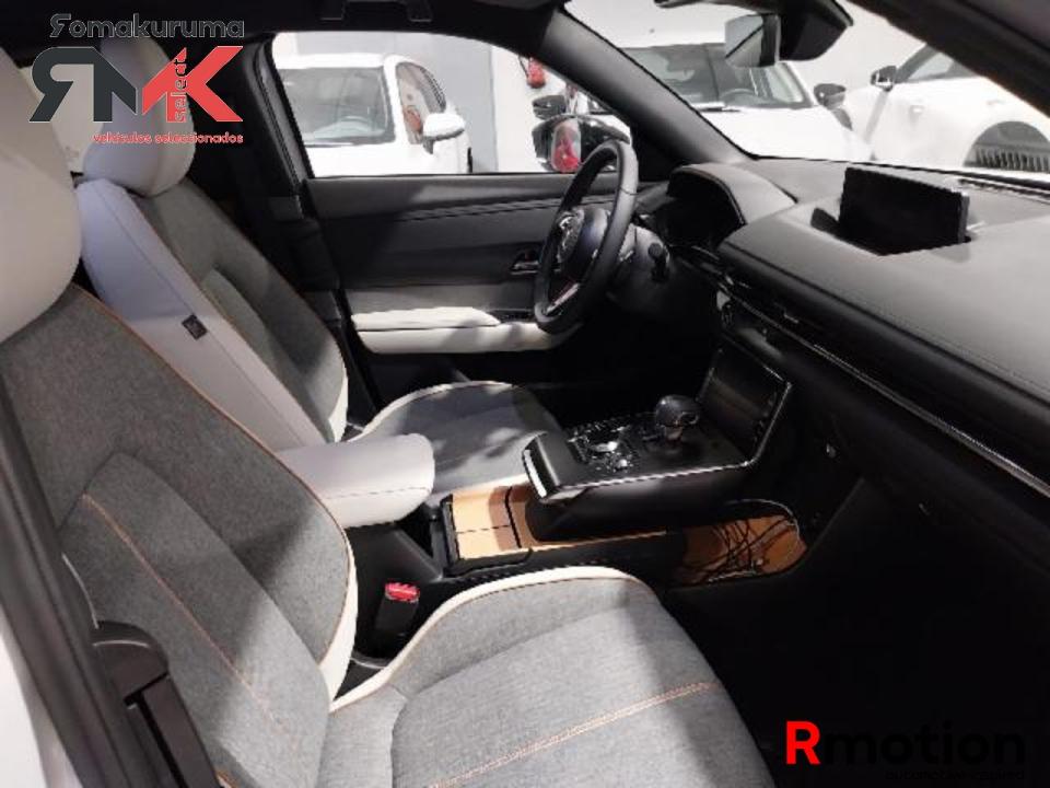 Mazda MX-30 0.8 EREV E-SKYACTIV ADVANTAG MODERN AUTO 170 5P nuevo en Barcelona Mazda MX-30 0.8 EREV E-SKYACTIV ADVANTAG MODERN AUTO 170 5P nuevo Barcelona