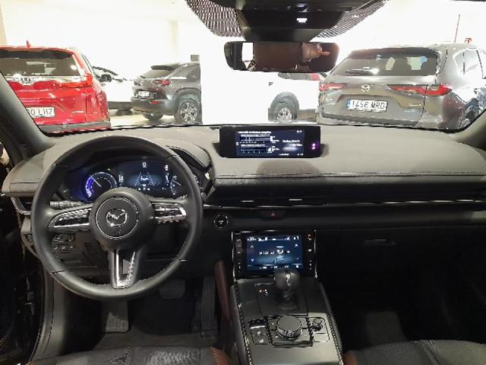 Mazda MX-30 36KWH E-SKYACTIV MAKOTO PREM MODERN AUTO 145 5P nuevo Barcelona