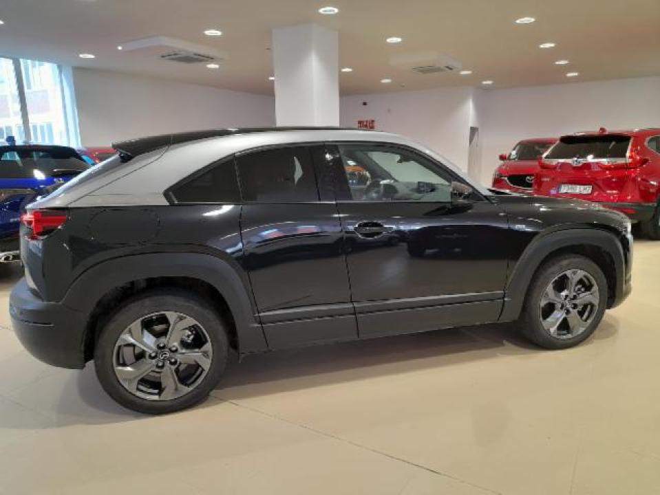 Mazda MX-30 36KWH E-SKYACTIV MAKOTO PREM MODERN AUTO 145 5P nuevo Barcelona