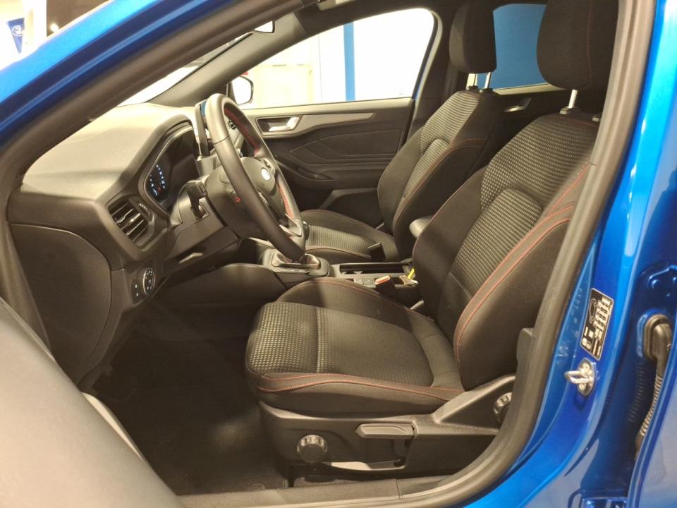 Ford Focus 1.0 Ecoboost MHEV 92kW ST-Line 125cv nuevo Barcelona