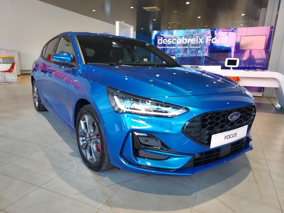 Ford Focus 1.0 Ecoboost MHEV 92kW ST-Line 125cv nuevo Barcelona