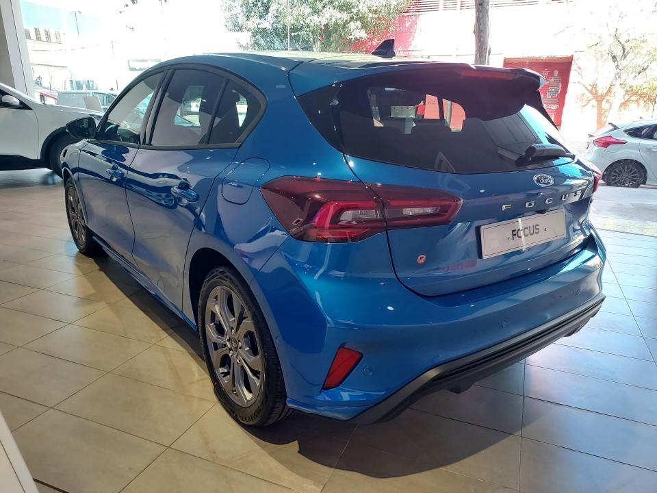 Ford Focus 1.0 Ecoboost MHEV 92kW ST-Line 125cv nuevo Barcelona