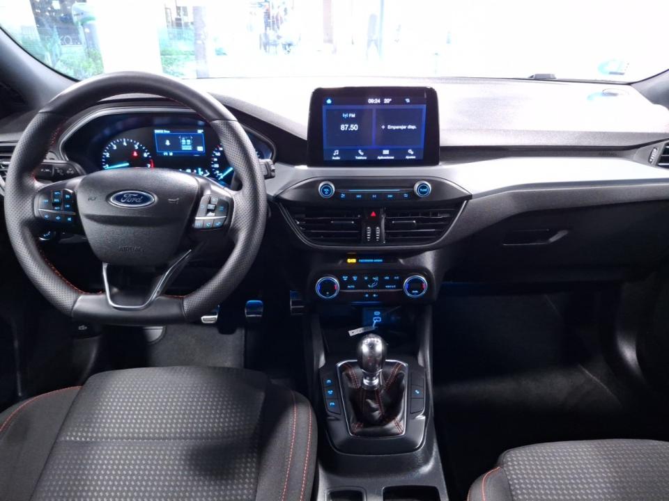 Ford Focus 1.0 Ecoboost MHEV 92kW ST-Line 125cv nuevo Barcelona