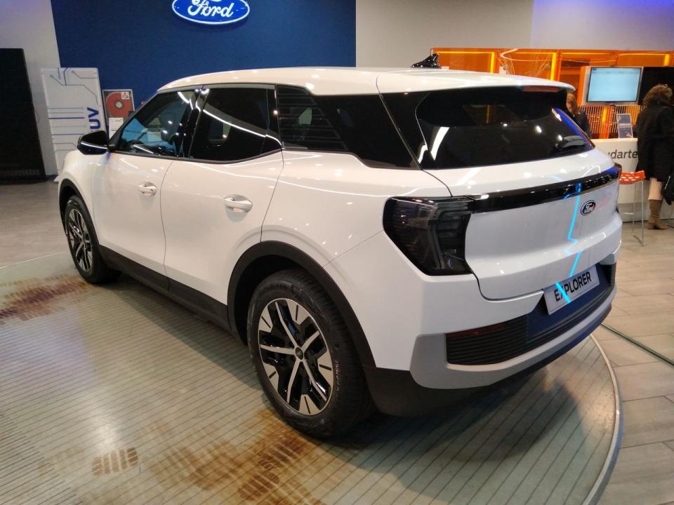 Ford Explorer EV CX740S Premium R. Ext. RWD 77kWh 286CV nuevo Barcelona
