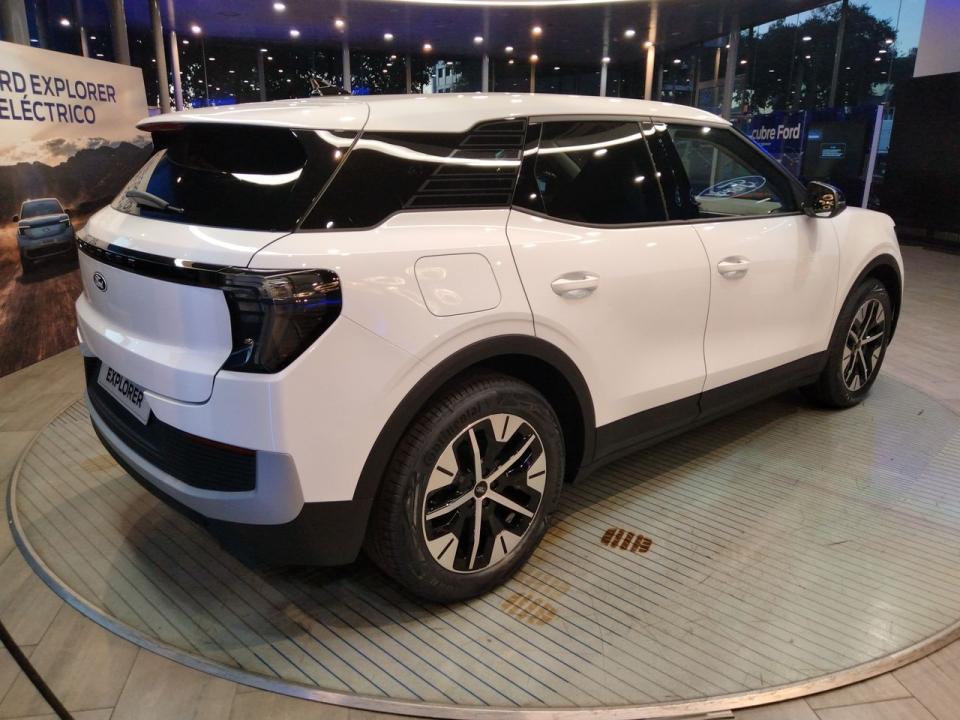Ford Explorer EV CX740S Premium R. Ext. RWD 77kWh 286CV nuevo Barcelona