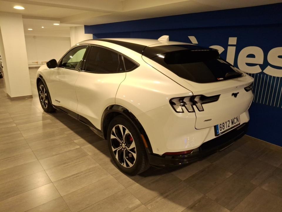 Ford Mustang Mach-E AWD 258kW Batería 98.8Kwh 351CV nuevo Barcelona