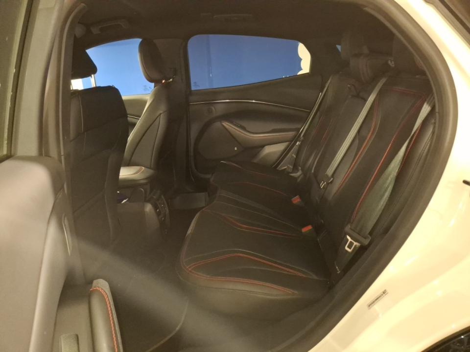 Ford Mustang Mach-E AWD 258kW Batería 98.8Kwh 351CV nuevo Barcelona