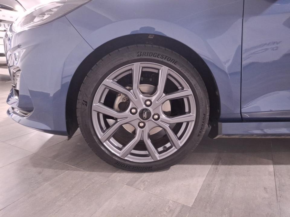 Ford Fiesta 1.0 EcoBoost MHEV 92kW ST-Line X 5p 125cv nuevo Barcelona