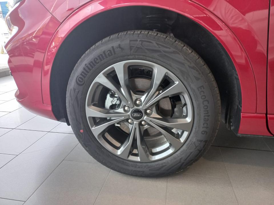 Ford Kuga ST-Line X 2.5 Duratec FHEV Auto 190 CV nuevo Barcelona
