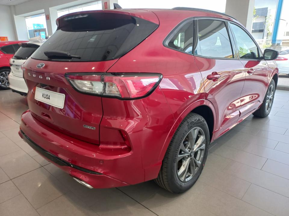 Ford Kuga ST-Line X 2.5 Duratec FHEV Auto 190 CV nuevo Barcelona