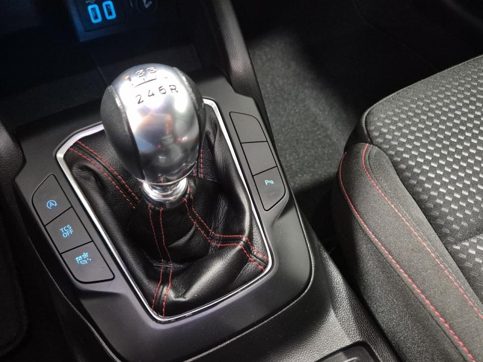 Ford Focus 1.0 Ecoboost MHEV 92kW ST-Line 125cv nuevo Barcelona