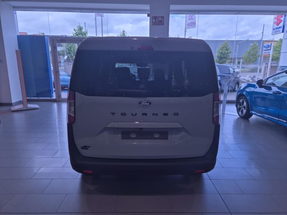 Ford Tourneo Courier BEV 43,6kWh 100kW (136CV) Trend Auto nuevo Barcelona