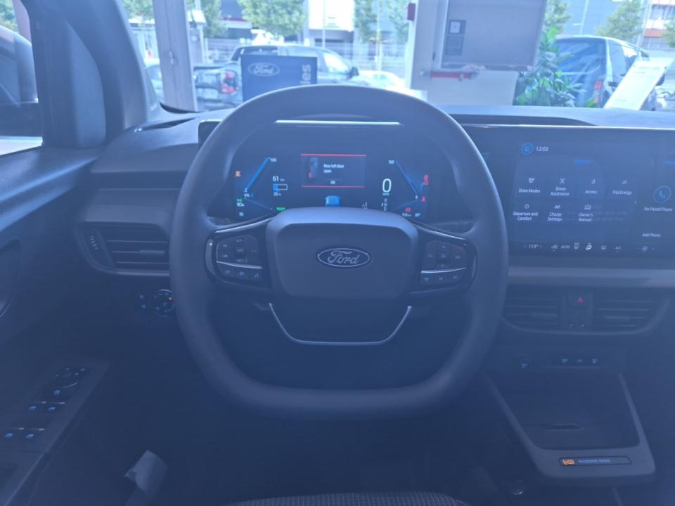 Ford Tourneo Courier BEV 43,6kWh 100kW (136CV) Trend Auto nuevo Barcelona