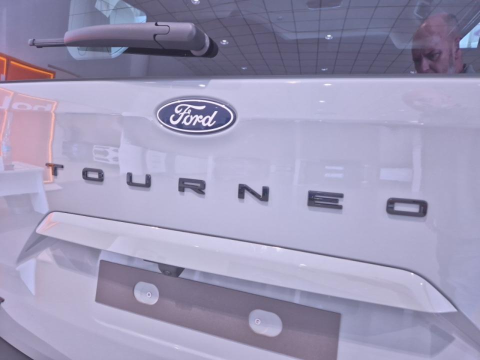 Ford Tourneo Courier BEV 43,6kWh 100kW (136CV) Trend Auto nuevo Barcelona