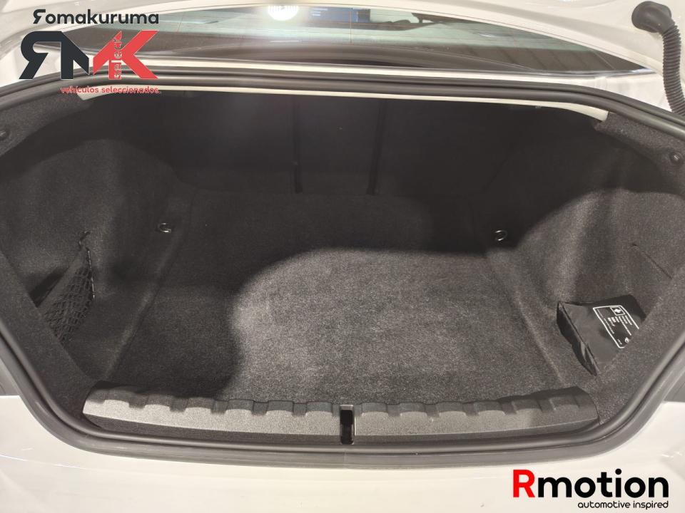 imagen swiper vehículo 20