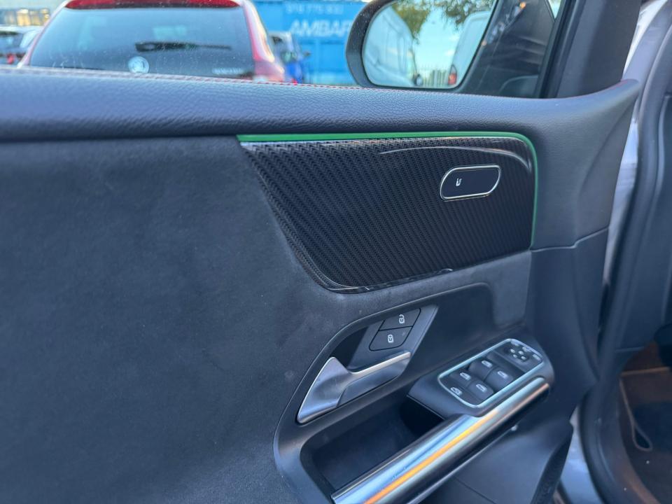 imagen swiper vehículo 9