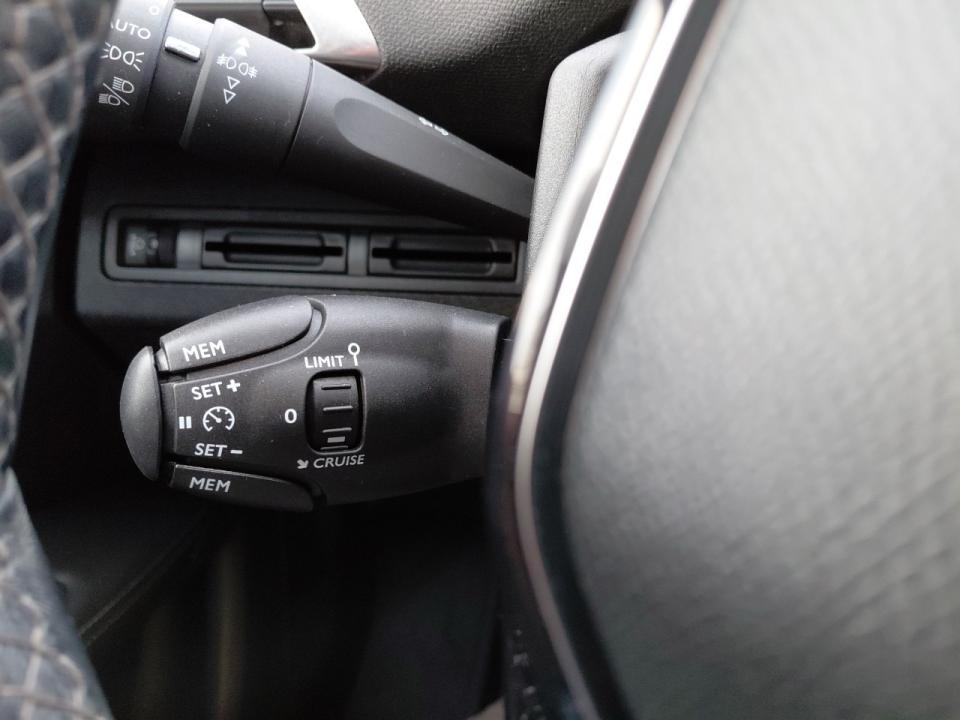 imagen swiper vehículo 24