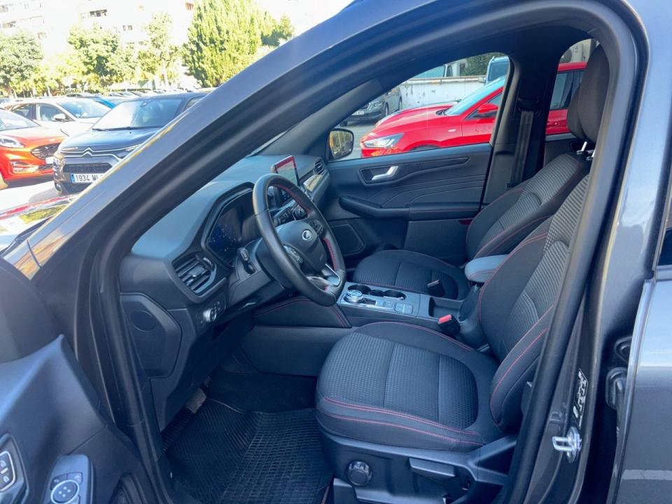 Ford Kuga ST-Line 2.5 Duratec FHEV 140kW Auto 190CV nuevo Barcelona