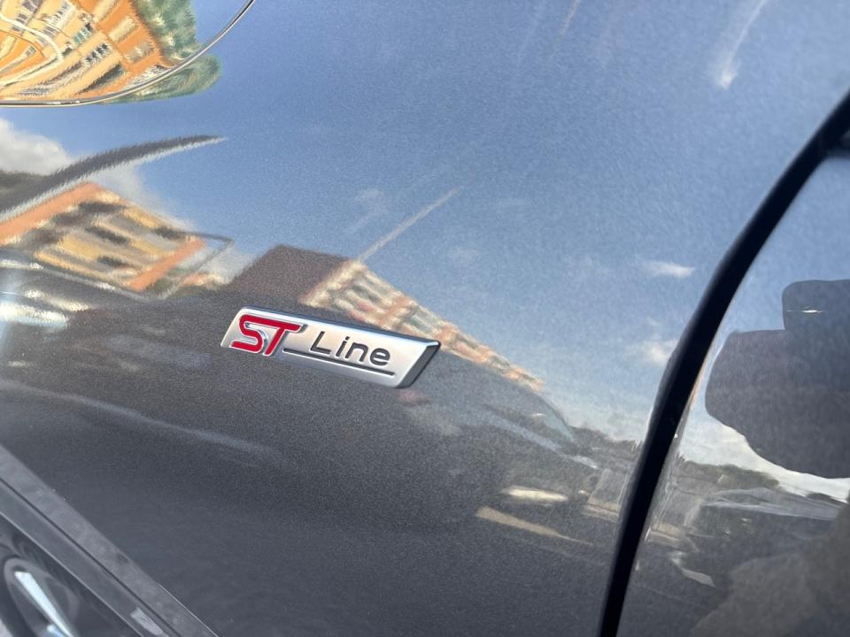 Ford Kuga ST-Line 2.5 Duratec FHEV 140kW Auto 190CV nuevo Barcelona