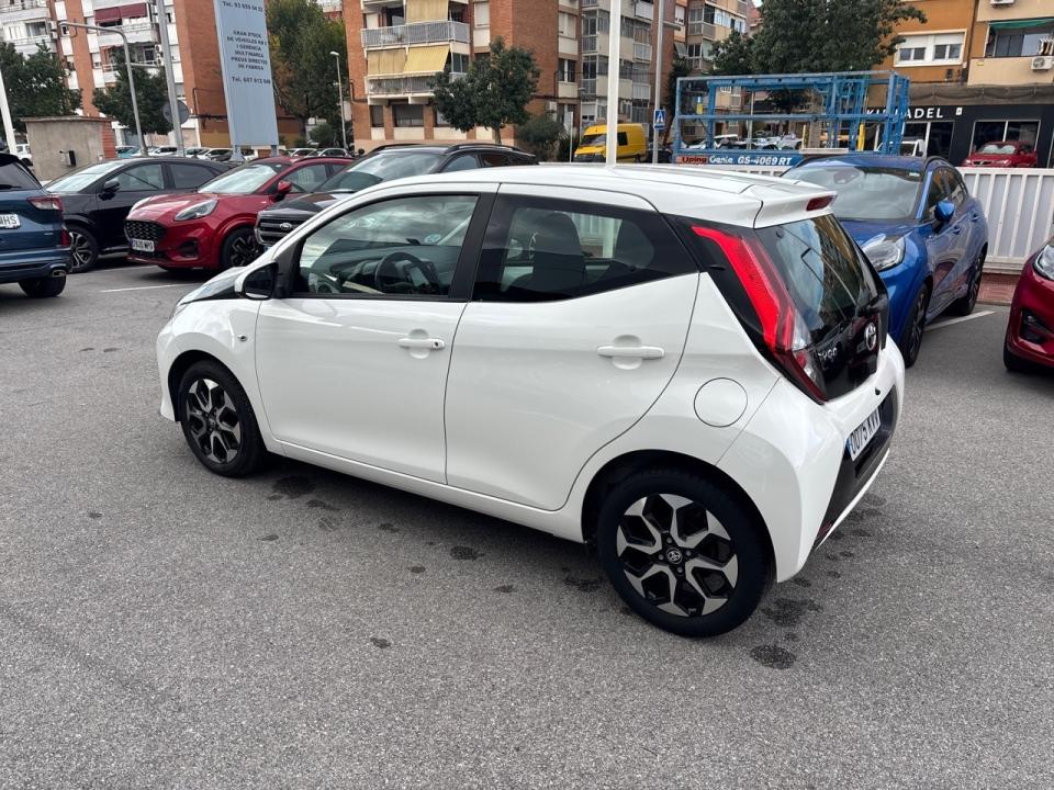 imagen swiper vehículo 4