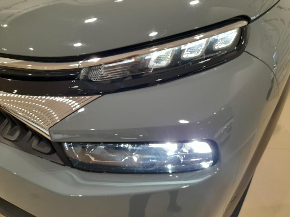 imagen swiper vehículo 3