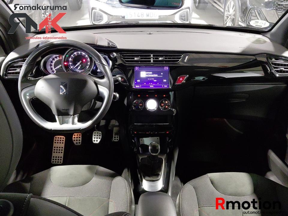 imagen swiper vehículo 17