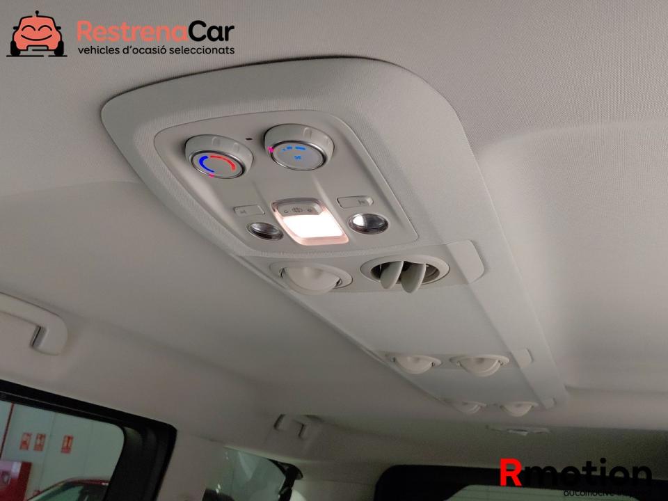 imagen swiper vehículo 32