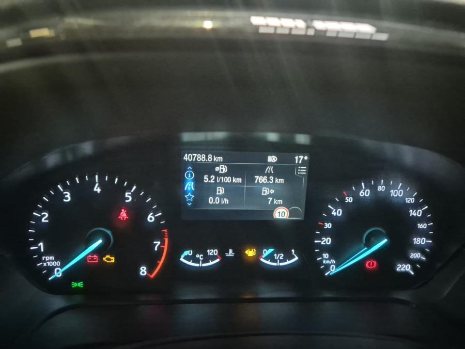 imagen swiper vehículo 16