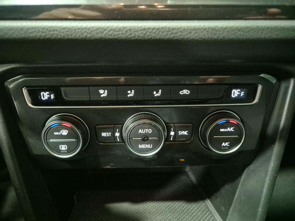 imagen swiper vehículo 24