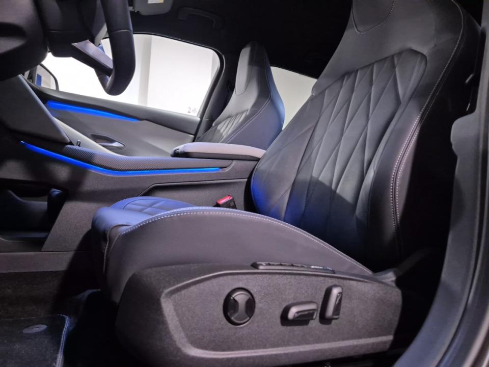 imagen swiper vehículo 27