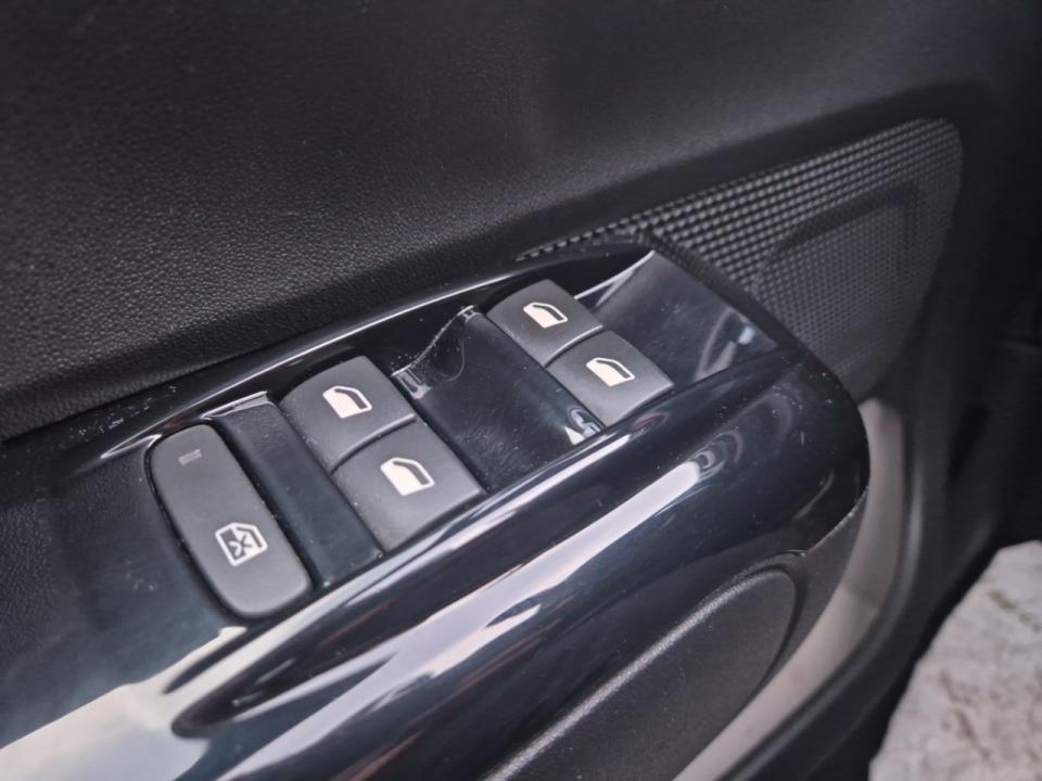 imagen swiper vehículo 21