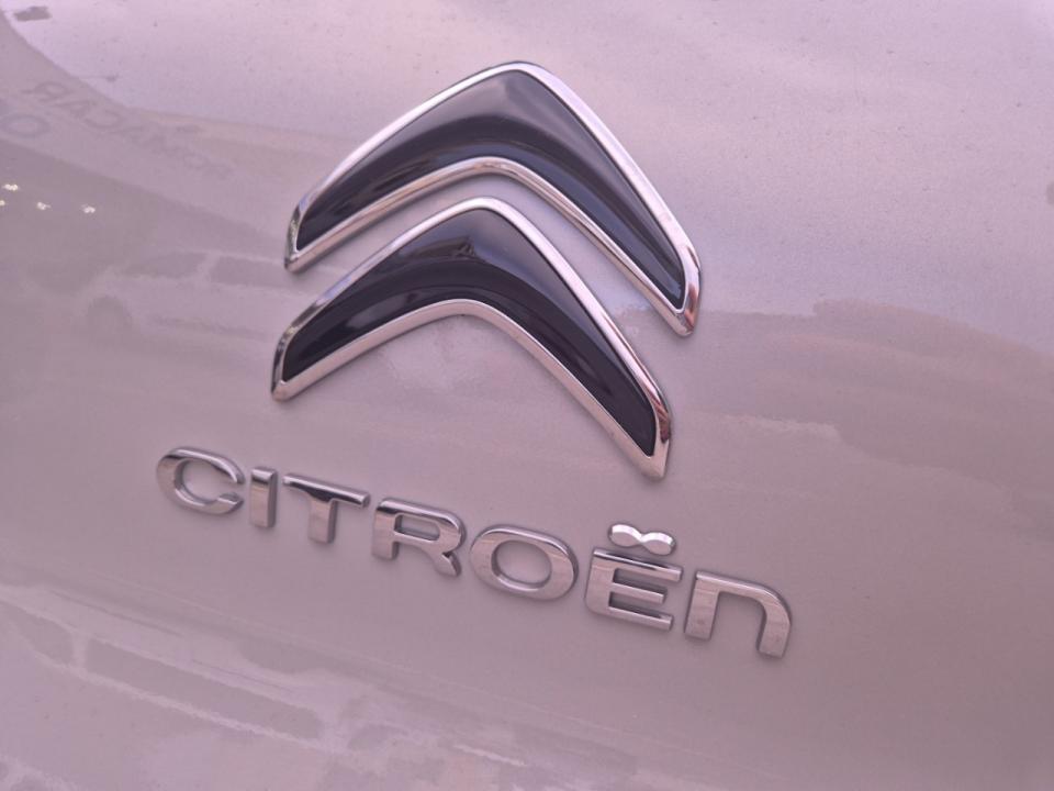 imagen swiper vehículo 23