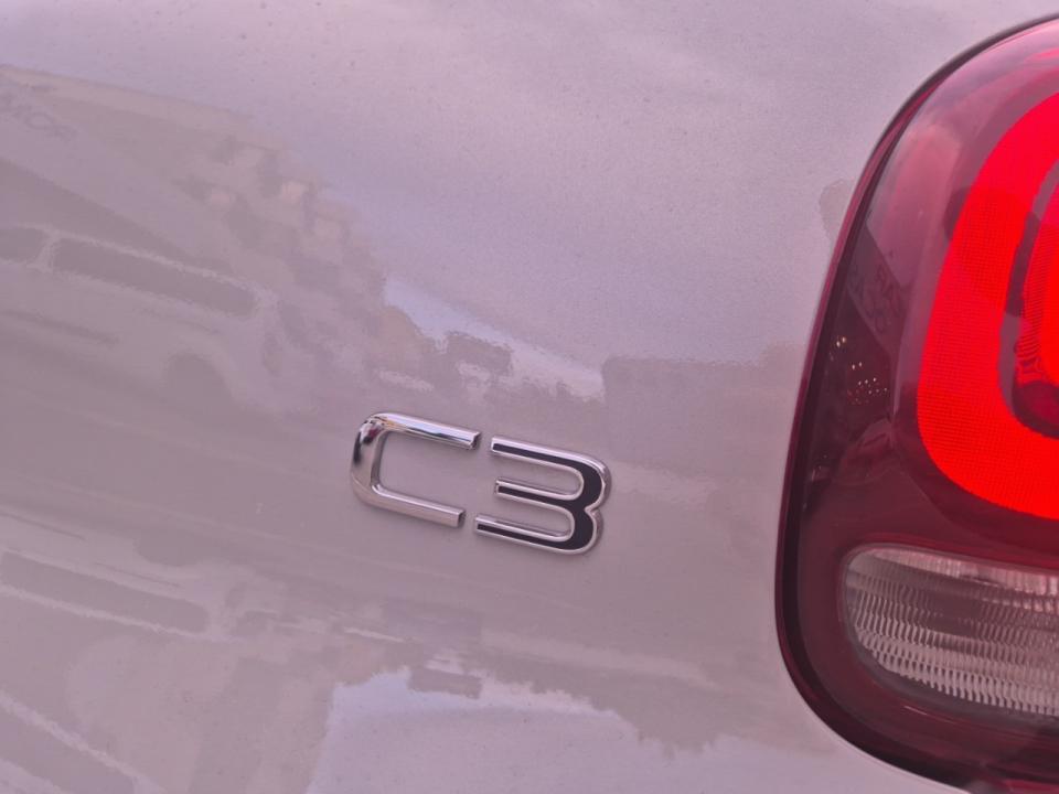 imagen swiper vehículo 24