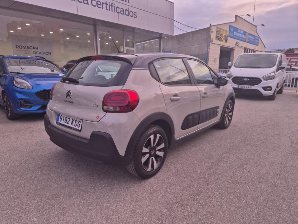 imagen swiper vehículo 5