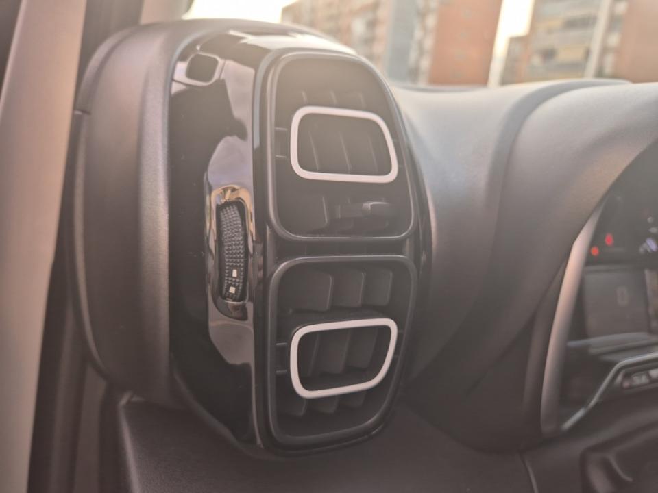 imagen swiper vehículo 23