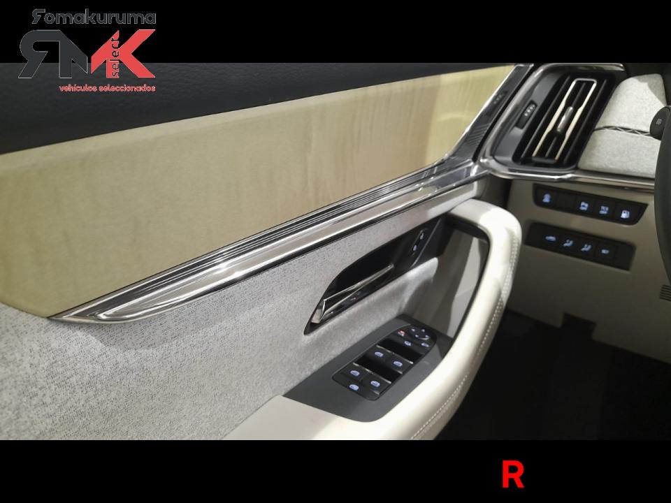 imagen swiper vehículo 12