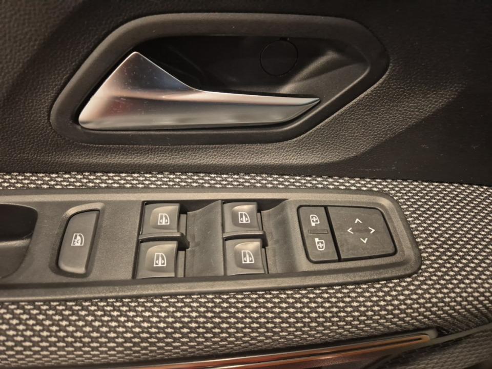 imagen swiper vehículo 21