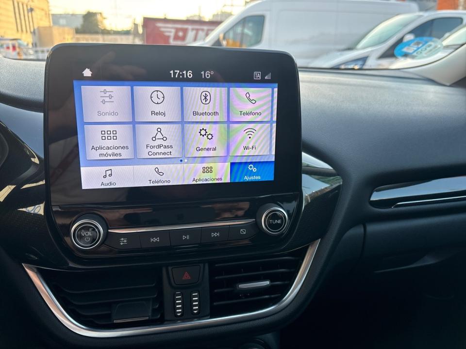 imagen swiper vehículo 17