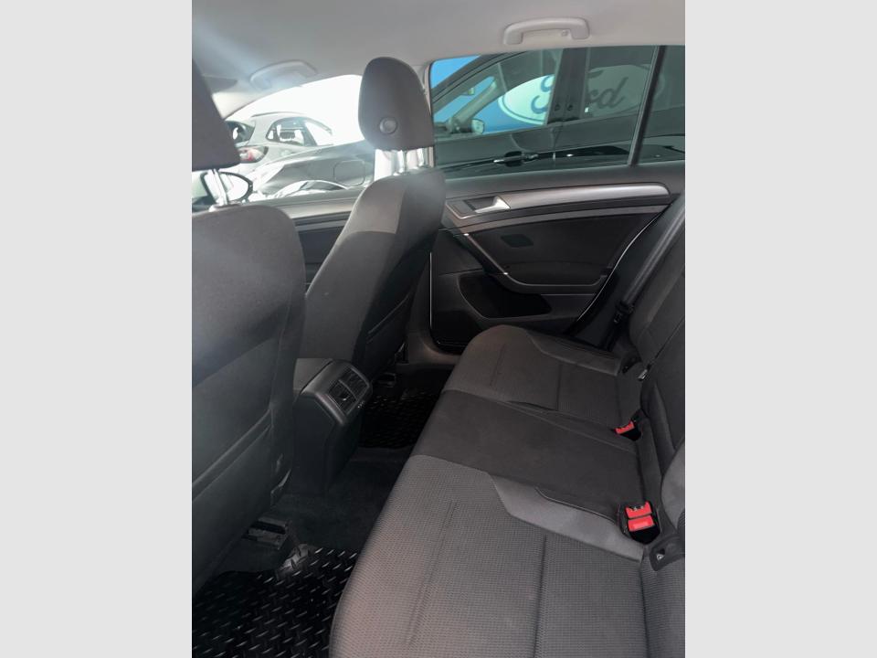 imagen swiper vehículo 16