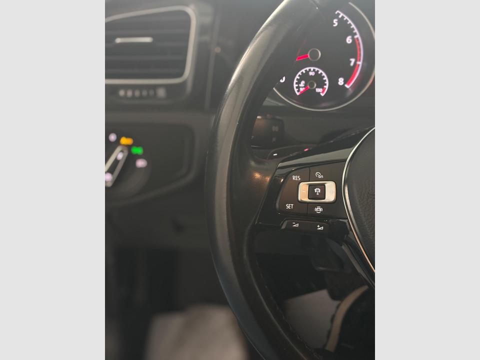 imagen swiper vehículo 12