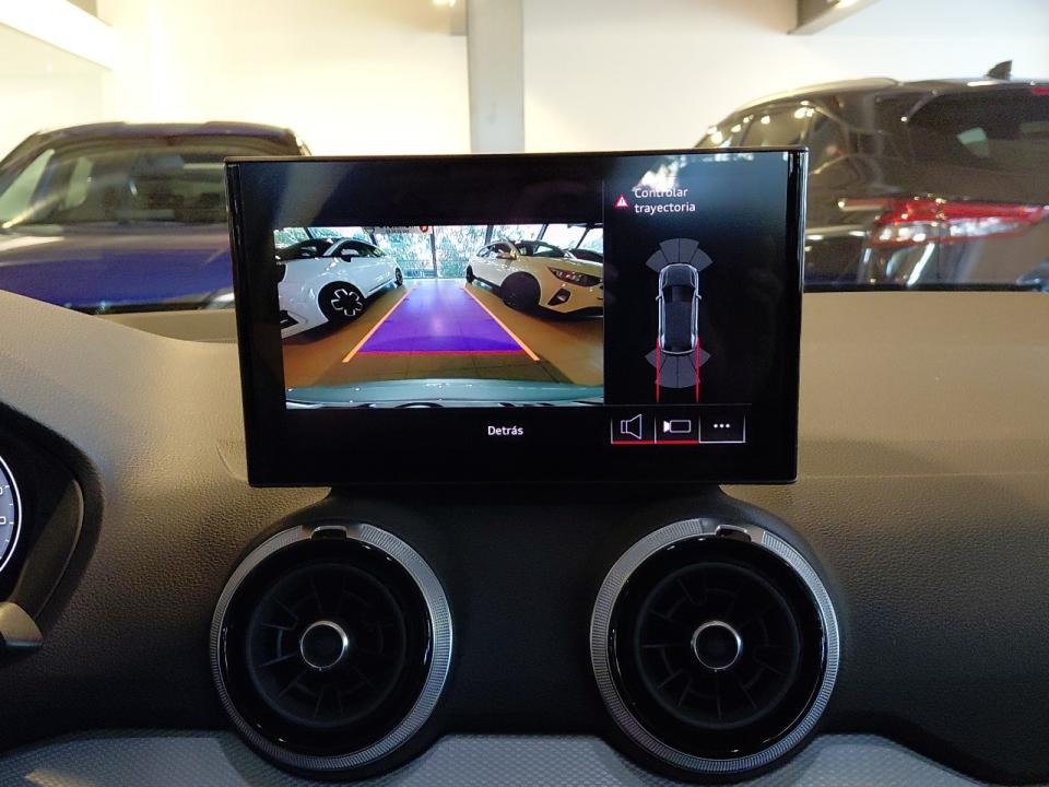 imagen swiper vehículo 26