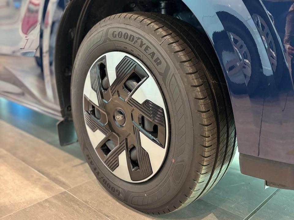 imagen swiper vehículo 5