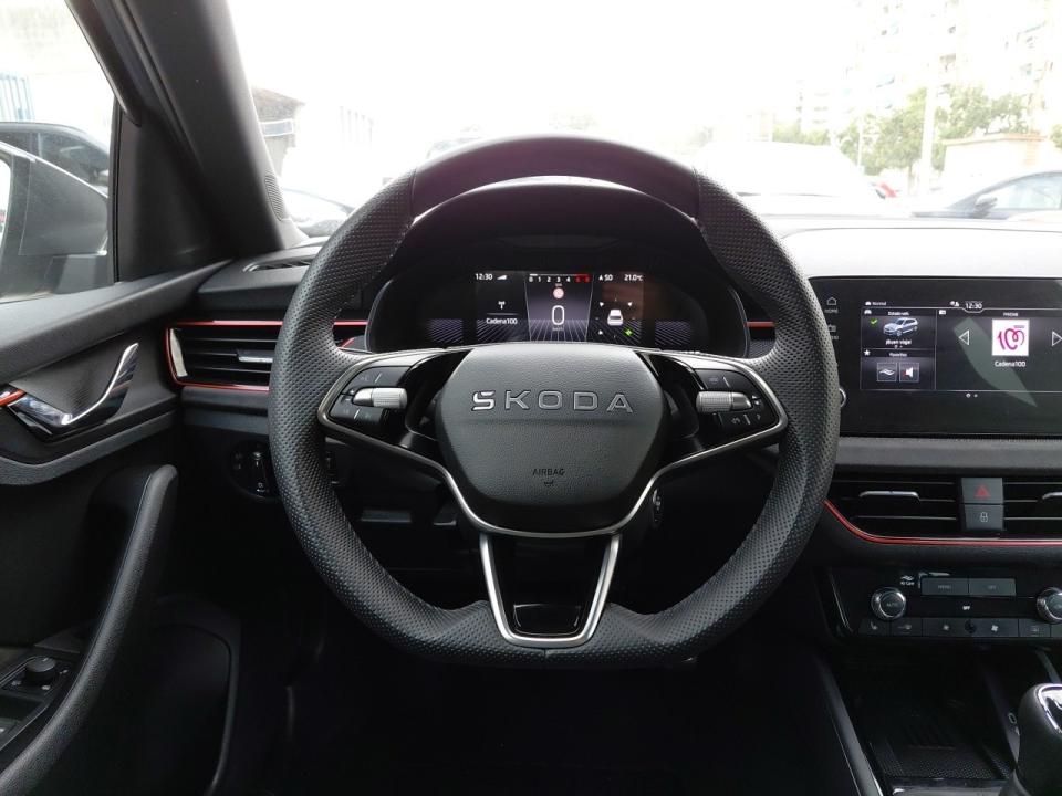 imagen swiper vehículo 13