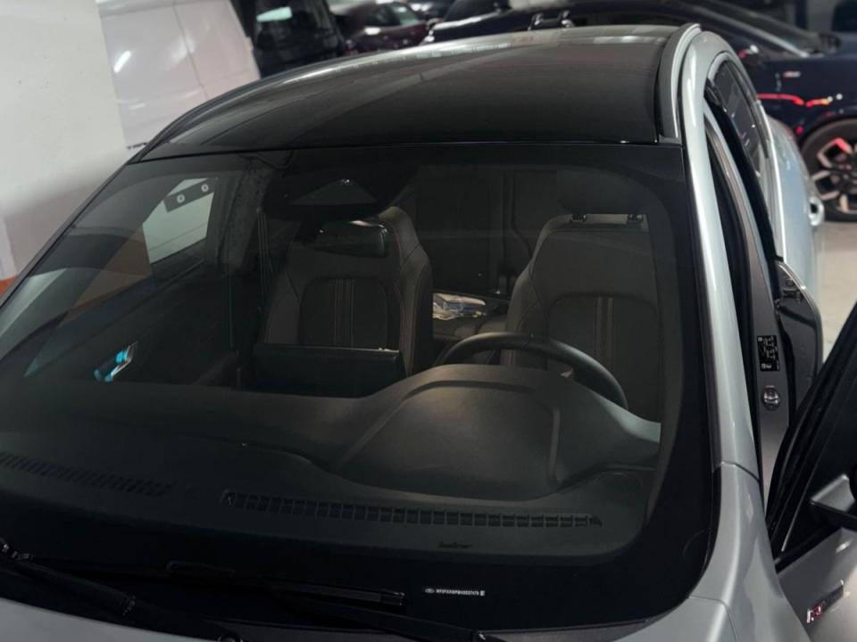 imagen swiper vehículo 4