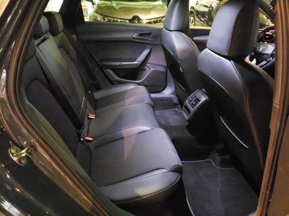 imagen swiper vehículo 18