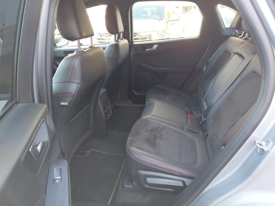 Ford Kuga ST-Line X 2.5 Duratec PHEV 165kW Auto 225CV nuevo en Barcelona Ford Kuga ST-Line X 2.5 Duratec PHEV 165kW Auto 225CV nuevo Barcelona