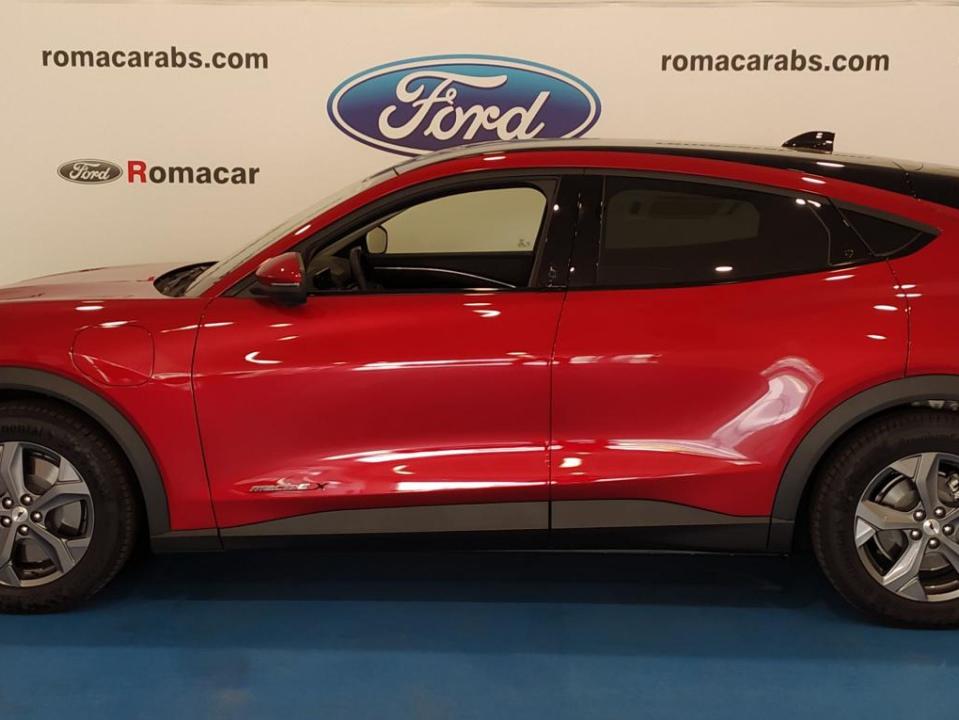Ford Mustang Mach-E 216kW Batería 98.8Kwh 294cv nuevo Barcelona