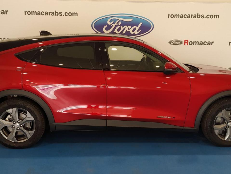 Ford Mustang Mach-E 216kW Batería 98.8Kwh 294cv nuevo Barcelona